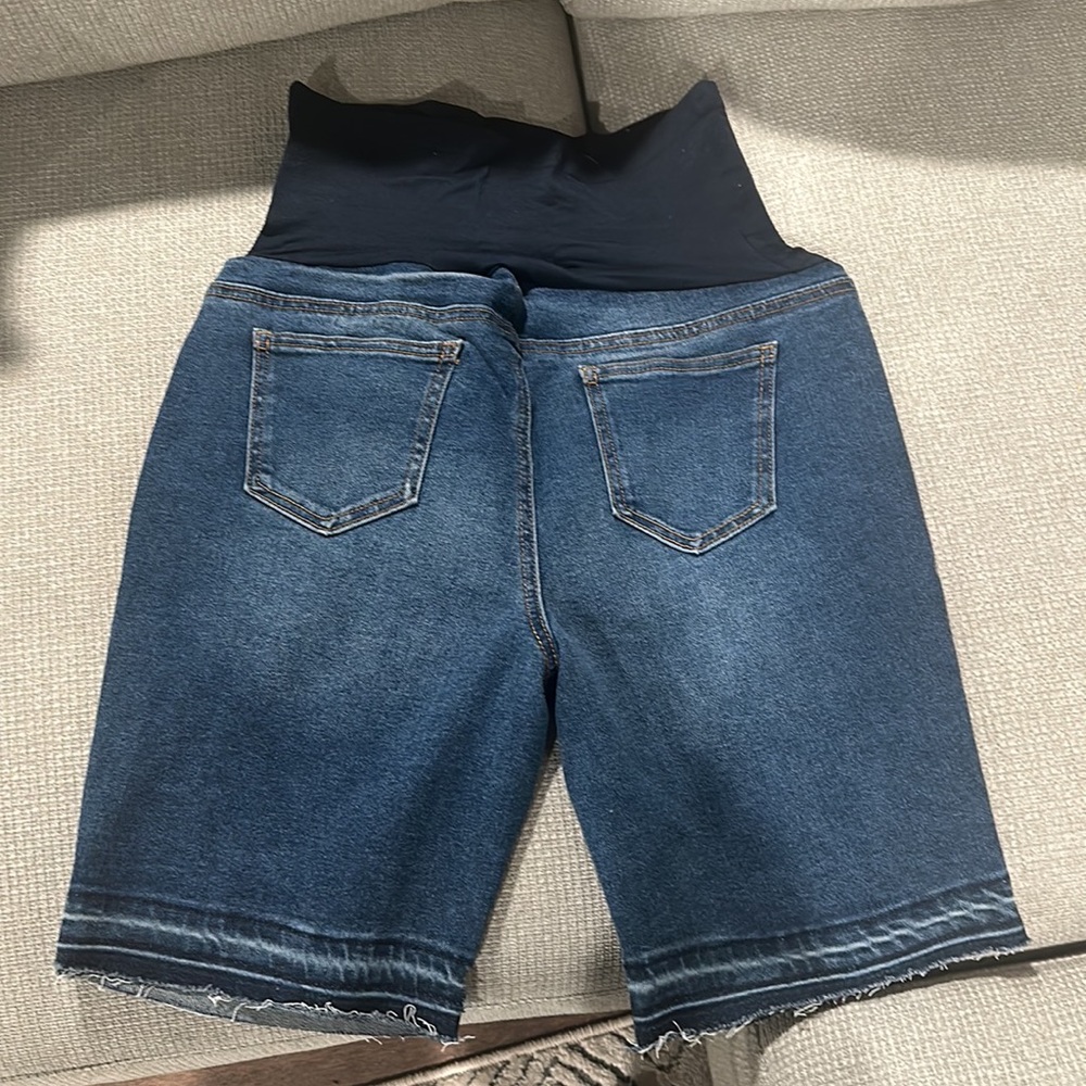 Maternity Bermuda short